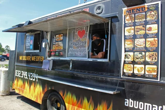 Image from the Chron article “Some Houston-area food trucks hungry for business”