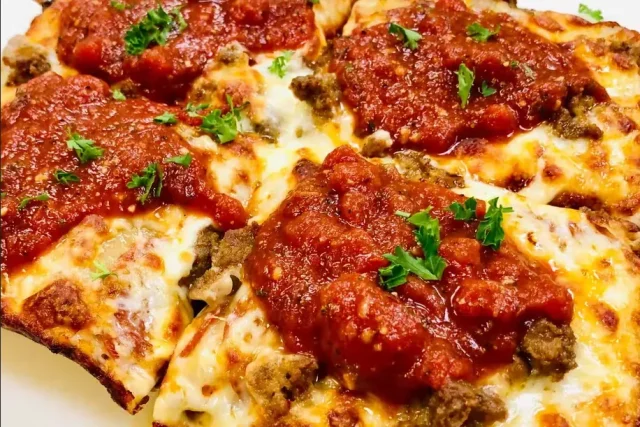 Image from the Eater Dallas article “Rock City Za Brings Detroit-Style Pizza to DFW”
